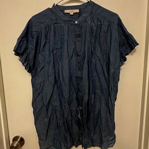 Loft Chambray Fluttersleeve Button Down shirt XL